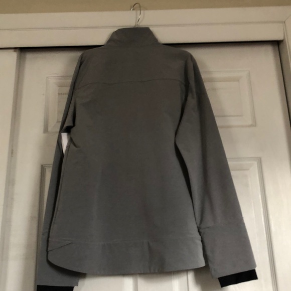 Gap Fit reflective gray zip jacket size medium NWT - Picture 2 of 8